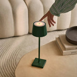 Lampe William allumée avec lumière ambiante