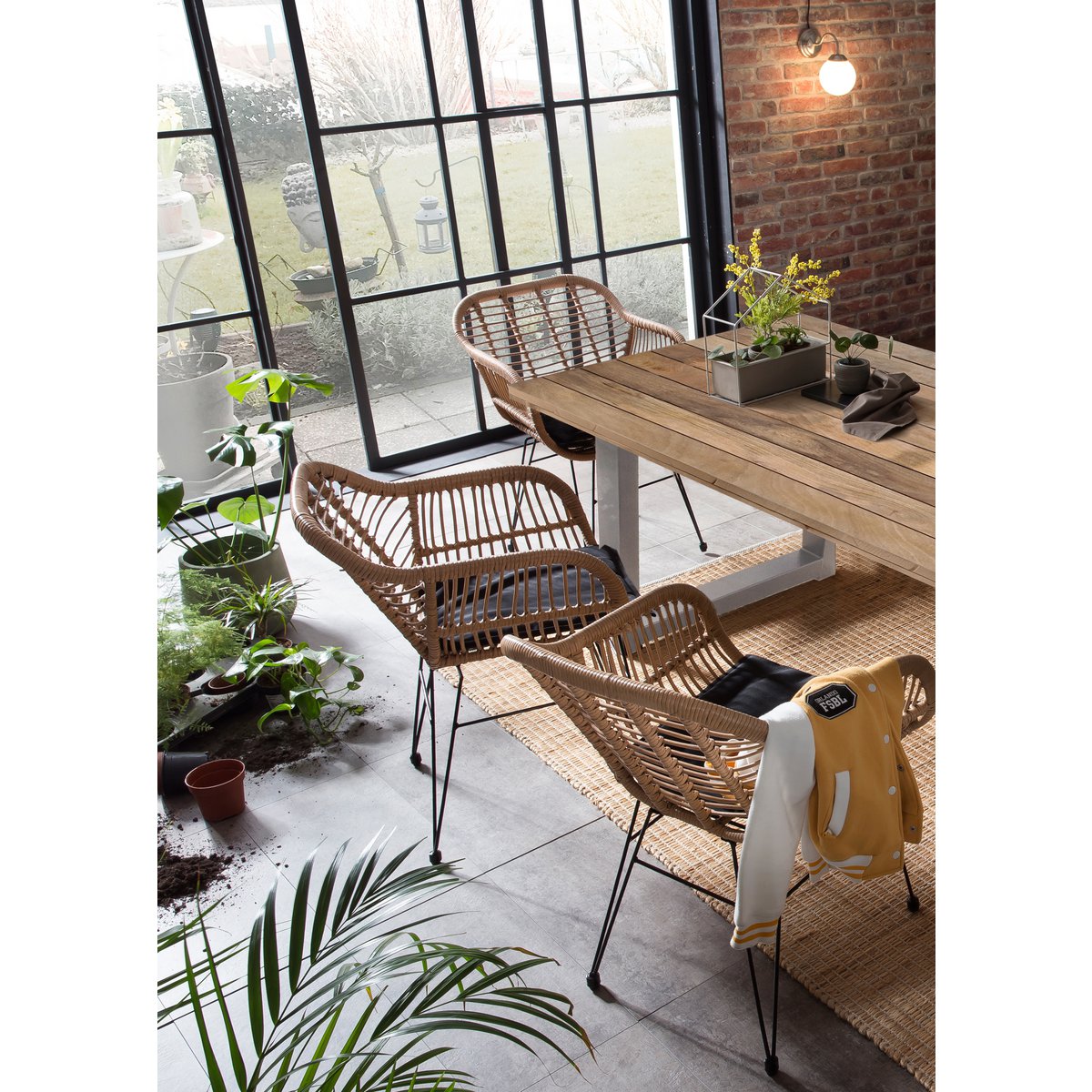 Tableau moderne avec montures de style usine