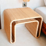 Table d'appoint en rotin avec structure en métal stable – Table basse fabriquée à la main BAYU