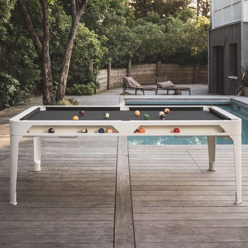 Billard Hyphen outdoor blanc, tapis gris foncé