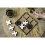 Détail des blocs X et O du jeu Tic Tac Toe en bois noir