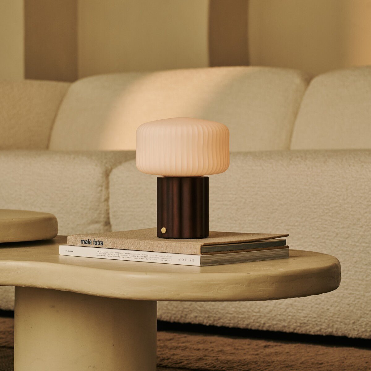 Lampe de table rechargeable marron foncé Robin
