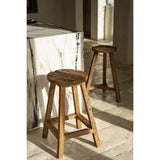 Tabouret de Bar Shibori - Détails de la texture du bois sculpté à la main