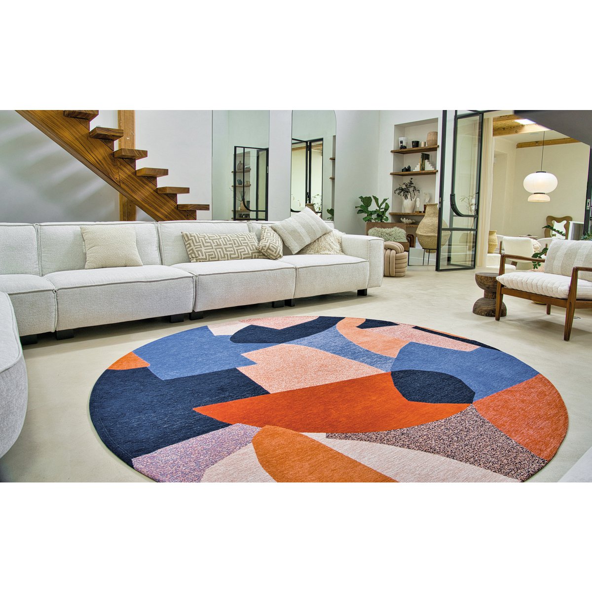 Tapis Eco Carpe Diem dans un salon moderne