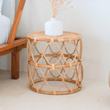 Table d'appoint ronde en rotin – Petite table basse bohème – Table de chevet en rotin beige – Table faite à la main en rotin naturel (Ø 45 cm) MUARA