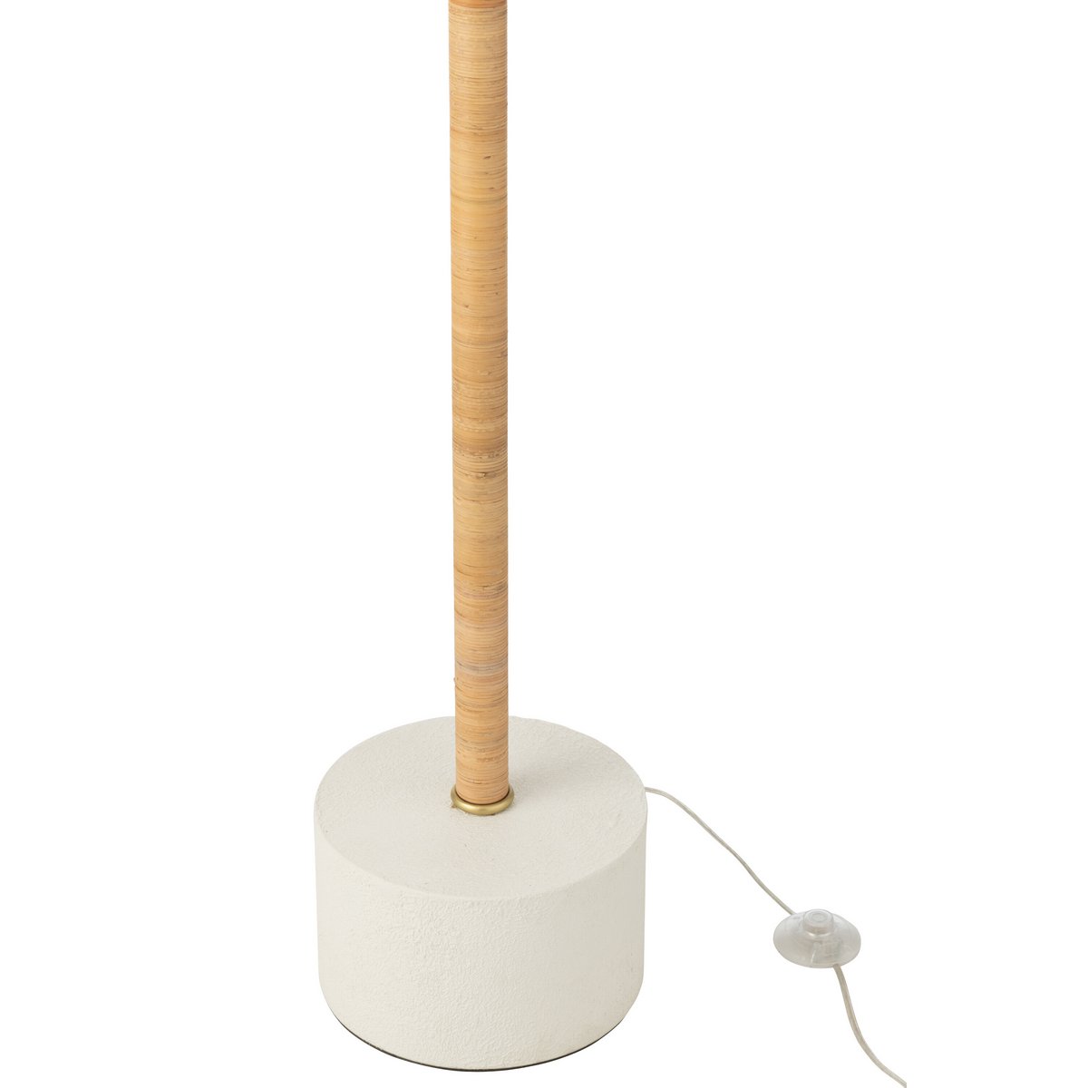 Lampadaire J-Ligne Coconut dans un salon moderne, ambiance cosy