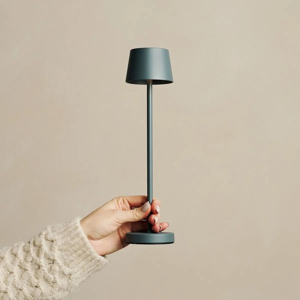 Lot de 8 lampes à poser rechargeables gris pierre