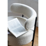 Détail de la structure en métal du fauteuil J-Lounge