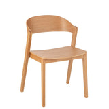 Chaise Laga J-Line en chêne naturel, vue de face