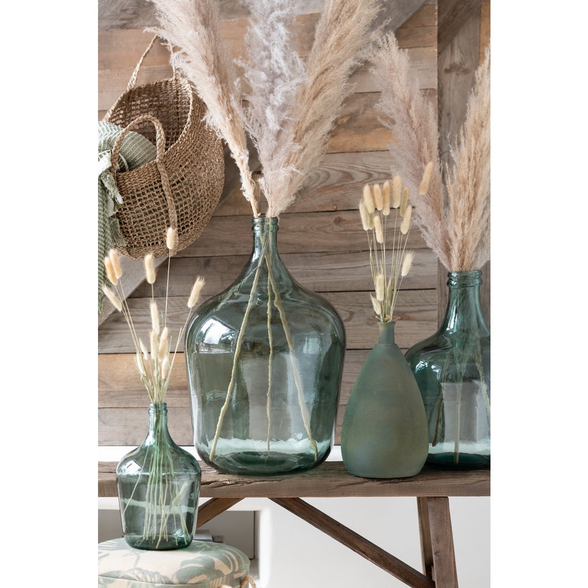 Détail du verre vert du vase carafe J-Line