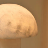 Lampe à poser en albâtre blanc cassé