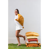 Coussin J-Line Motif U en coton corail - vue d'ensemble