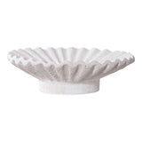 Bougeoirs en céramique blanche avec décor minimaliste