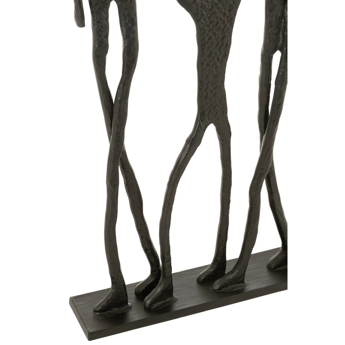 Détail de la figurine J-Line Famille en aluminium noir sur étagère