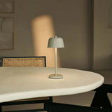 Lampe de table rechargeable Anton Shadow gris