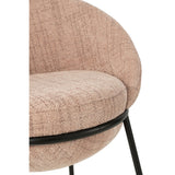 Chaise J-Line dans un cadre de salle à manger chic