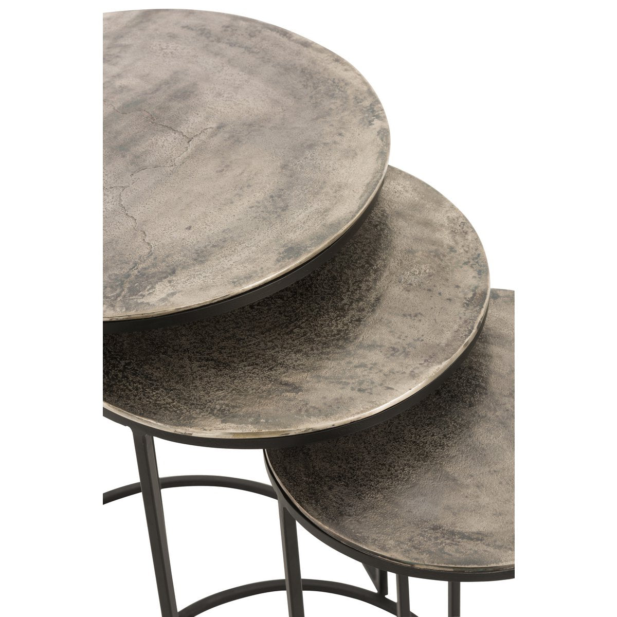 Table d'appoint J-Line Round en aluminium noir, vue de face.