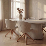 Chaise pivotante Torino en ambiance salle à manger