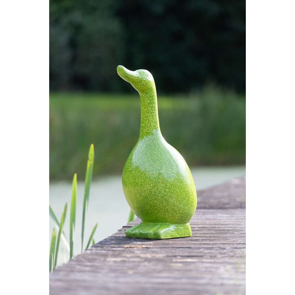 Figurine J-Line Goose Outdoor en vert, vue de face