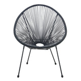 Détail du dossier de la chaise moderne noire