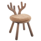 Chaise oreille J-Line en bois naturel mise en scène