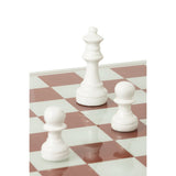Plateau d'échecs J-Line sur une table de salle à manger