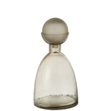 Vase Yara en situation, apportant une touche raffinée à un intérieur moderne.