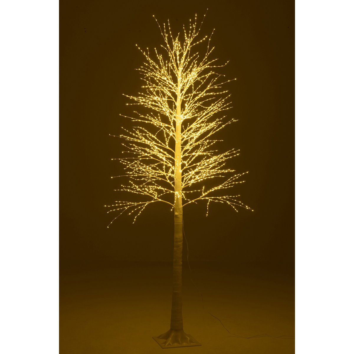 Détail du design moderne de la suspension J-Line Boom 2000 Led