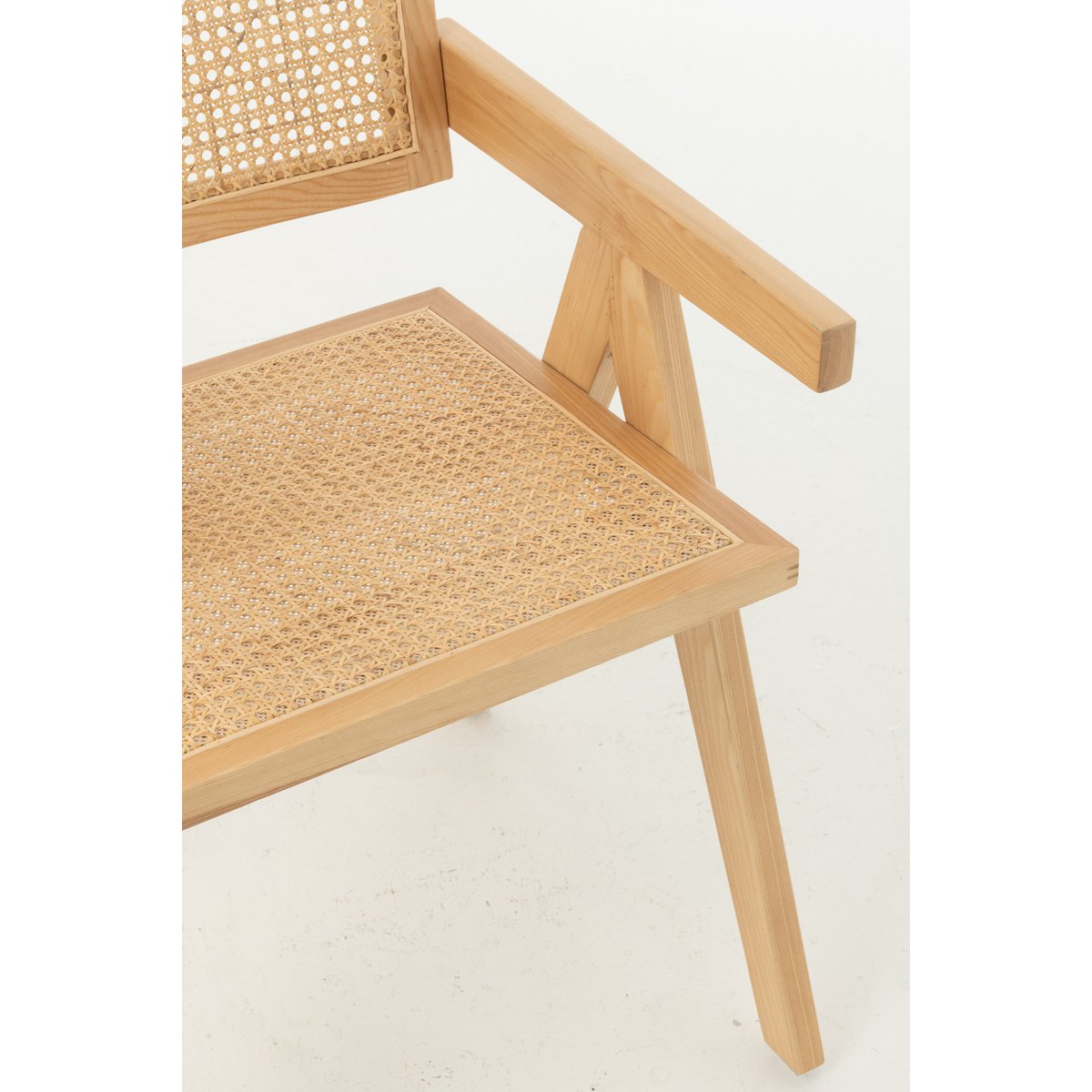 Chaise Treillis J-Line avec plante d'intérieur