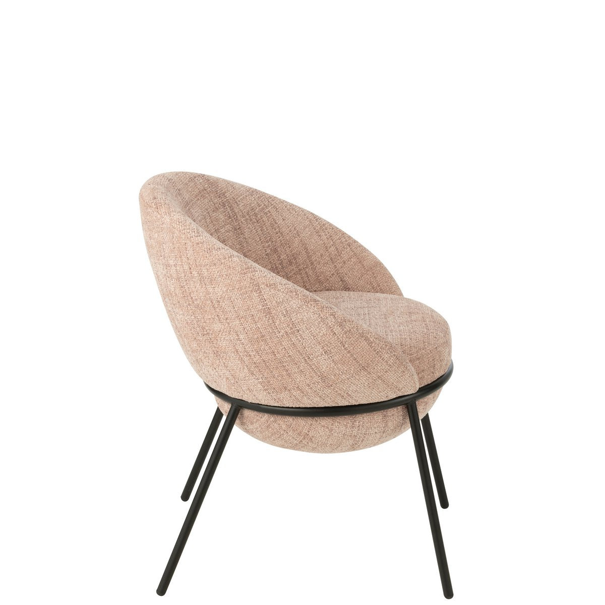 Chaise J-Line dans un salon moderne, ambiance chaleureuse