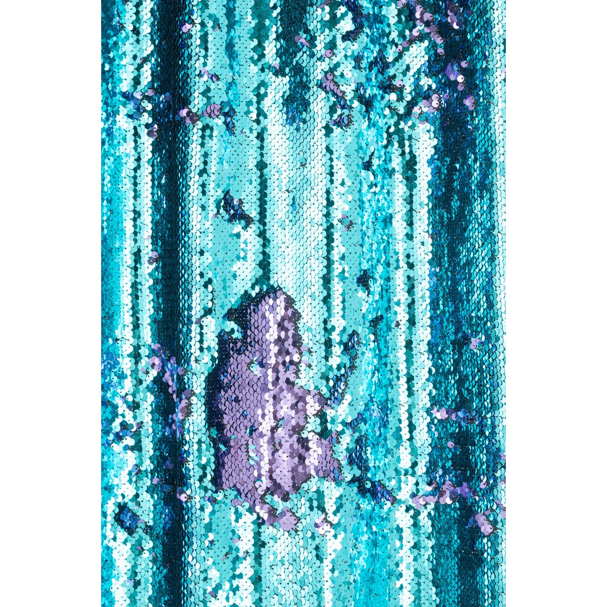 Ambiance intérieure avec le rideau J-Line bleu/violet