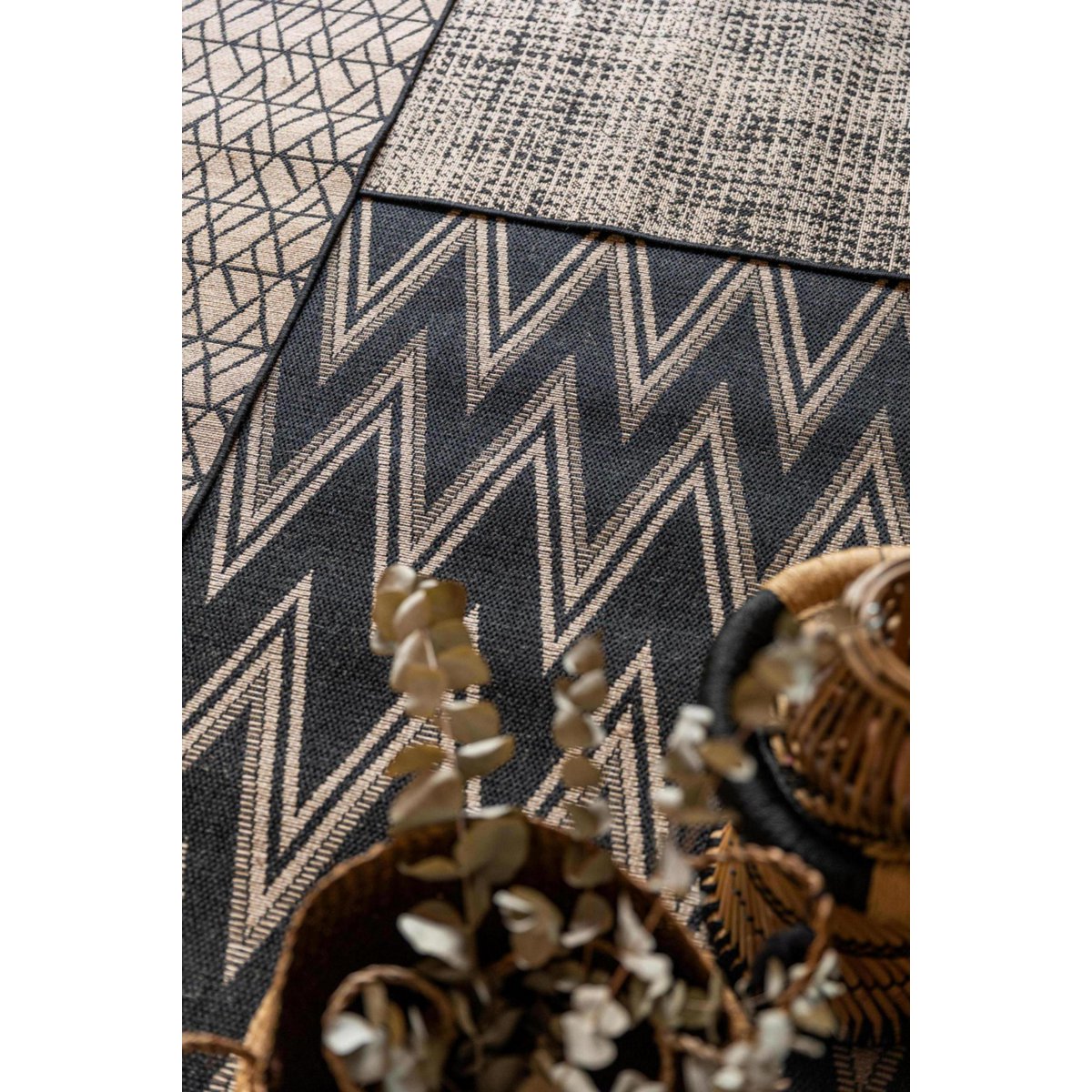 Tapis Sadar 2 outdoor Naturel - Design géométrique élégant