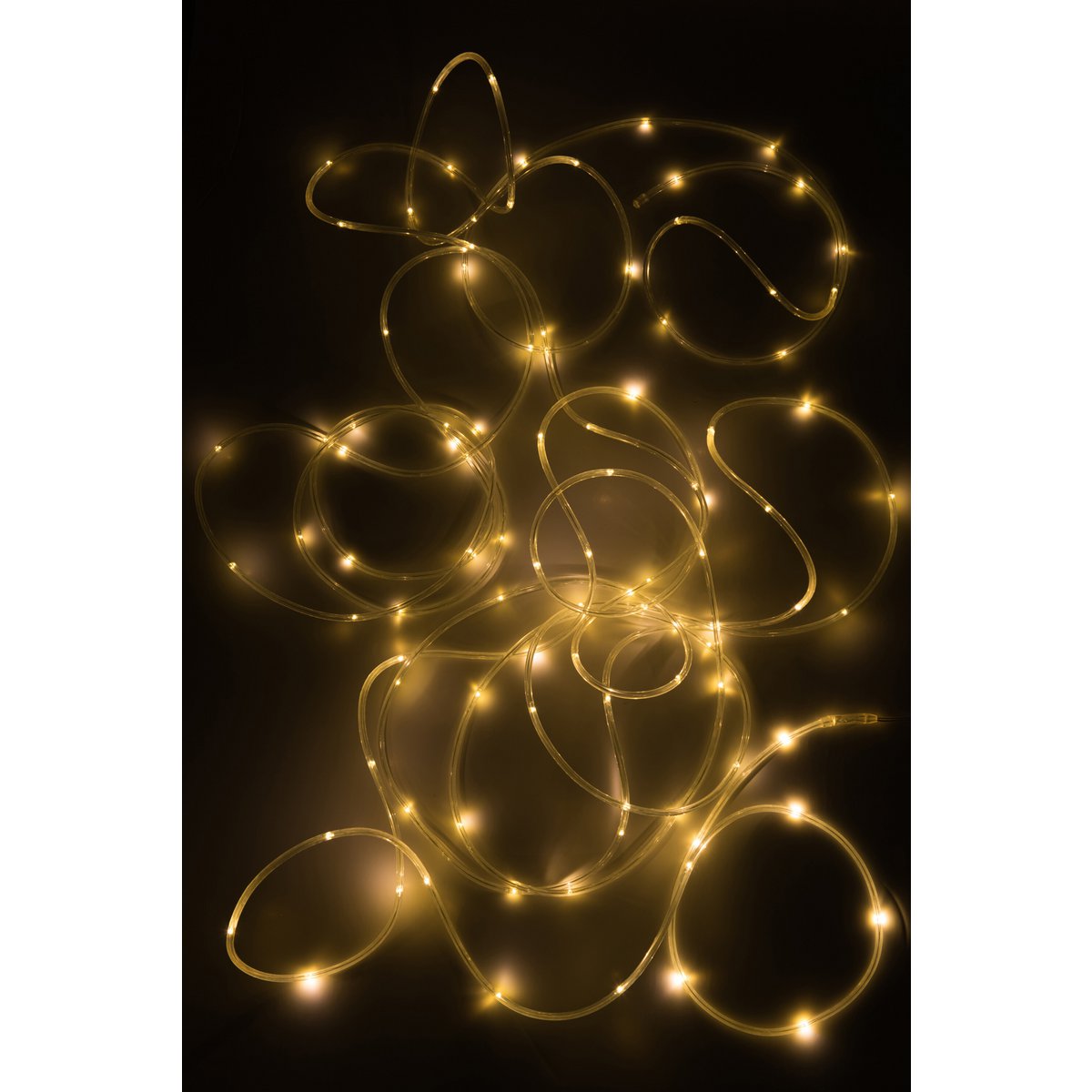 Détail de la guirlande lumineuse J-Line Slinger, éclairage doux