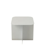 Table d'appoint J-Line Square en métal blanc avec des objets décoratifs