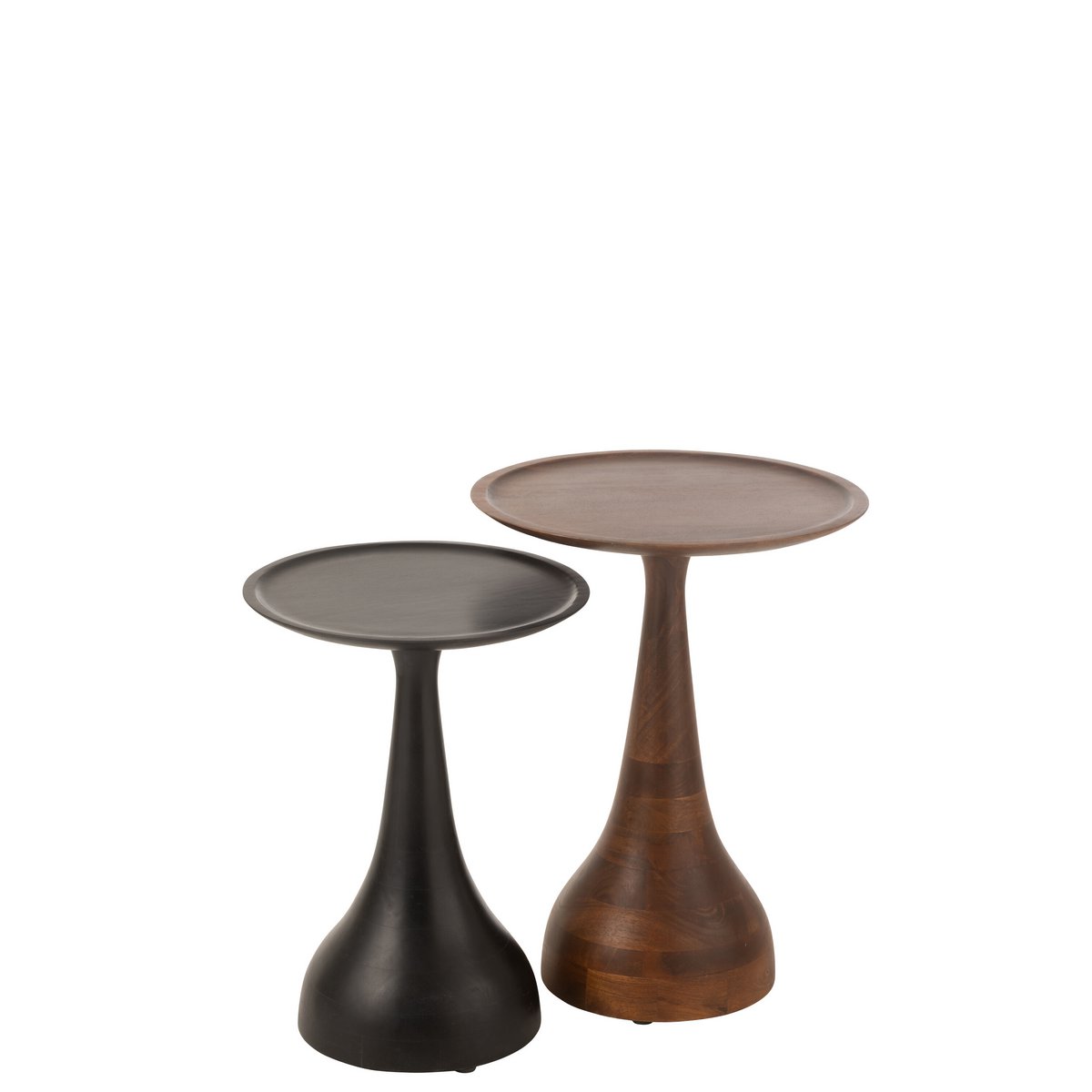 Table d'appoint Paro, mise en scène avec des objets décoratifs.