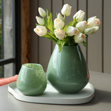 Vase artisanal vert en verre épais
