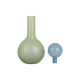 Détail du vase Alegre Globo montrant sa couleur vert pastel