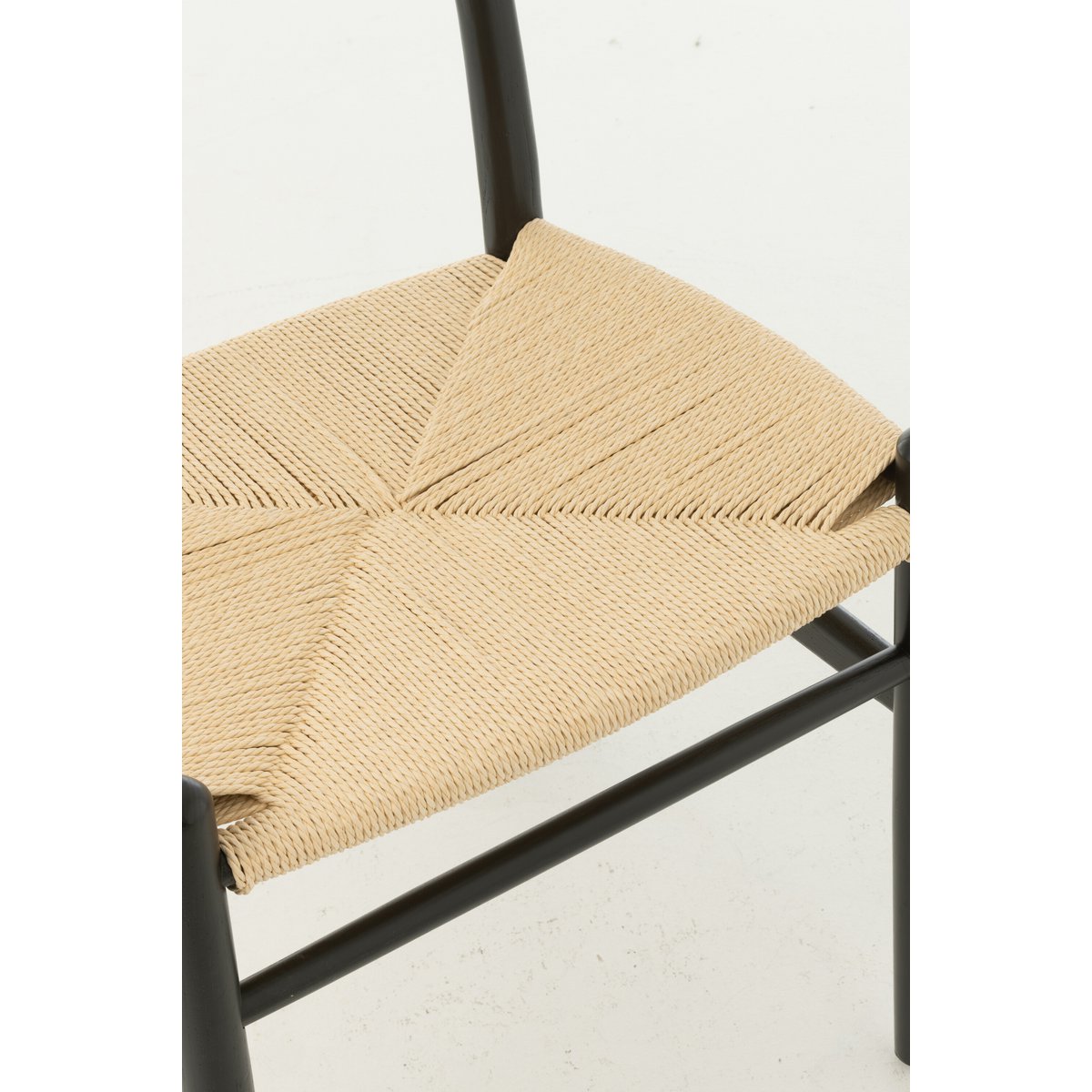 Chaise J-Line sur fond blanc