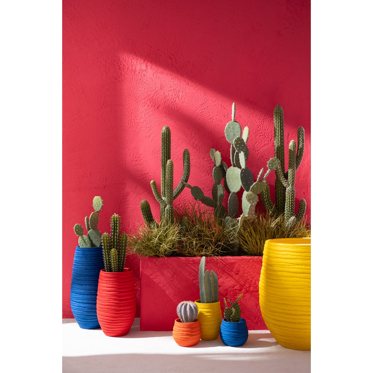 J-Line Flowerpot Fiesta en céramique bleue vue de face