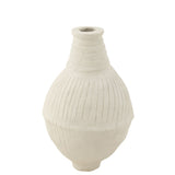 Vase Laxmi J-Line en situation, décor intérieur élégant