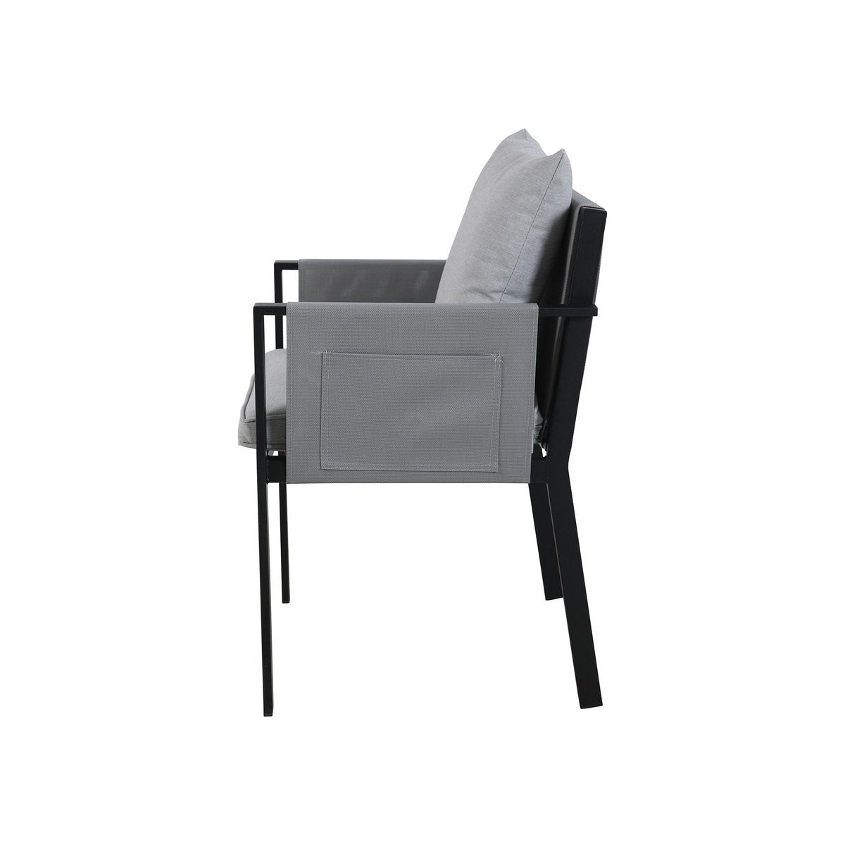 Détail des coussins confortables et poches latérales