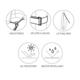 Housse de protection noire pour parasol, illustration en situation dans un jardin