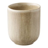 Tasse Viola en céramique beige, vue de face avec design scandinave
