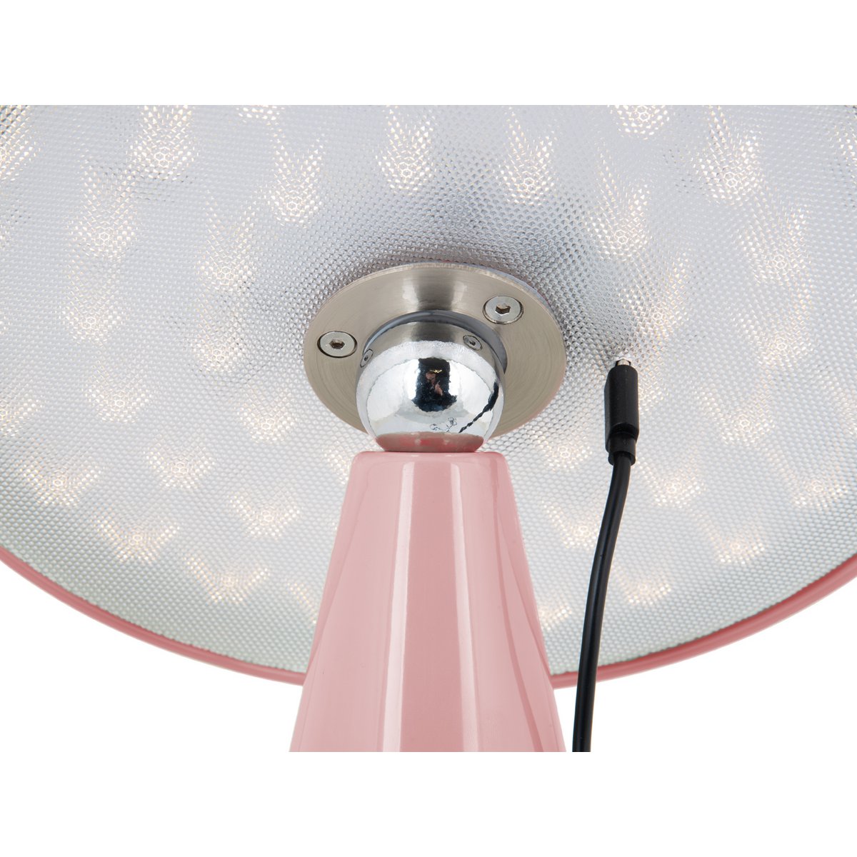 Lampe de table Phoebe LED allumée, ambiance chaleureuse