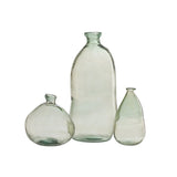 Vase Olivia en verre vert d'eau, vue de face avec détails élégants