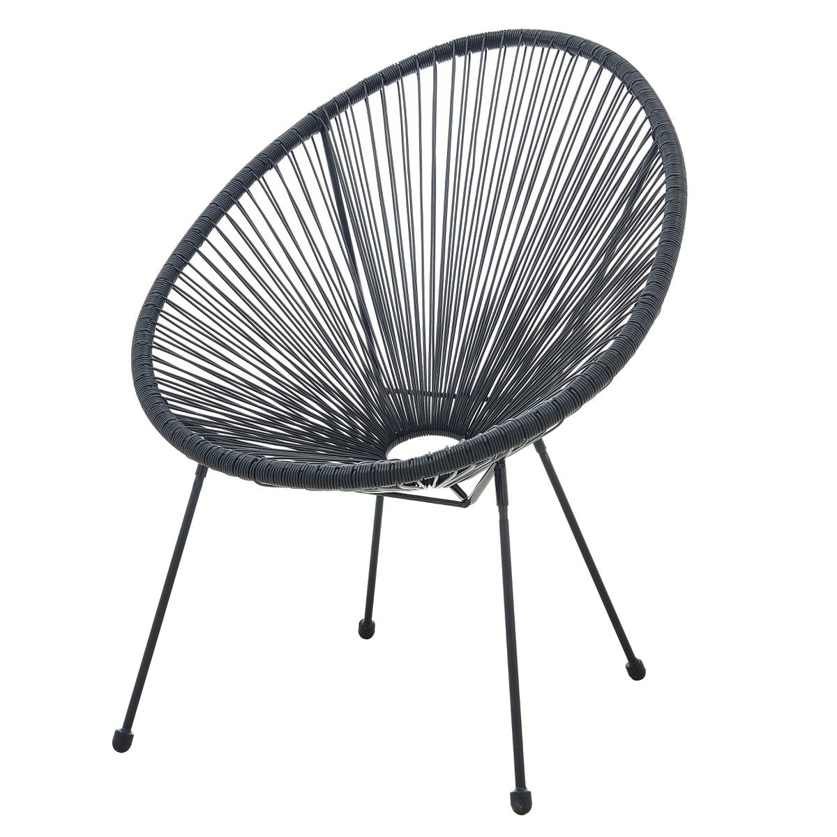 Chaise de jardin noire en situation extérieure