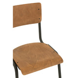Chaise J-Line sur un fond neutre