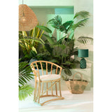 Chaise J-Line en jute et textile naturel avec coussin blanc, élégante et confortable.
