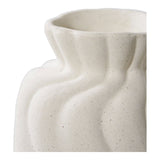Vase en céramique blanc, en situation dans un salon