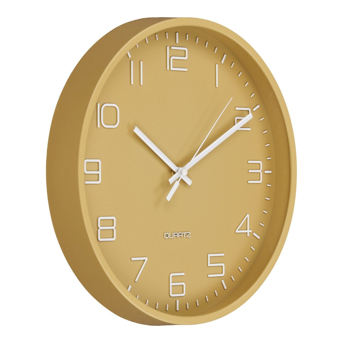 Horloge Rosolini installée dans un salon moderne
